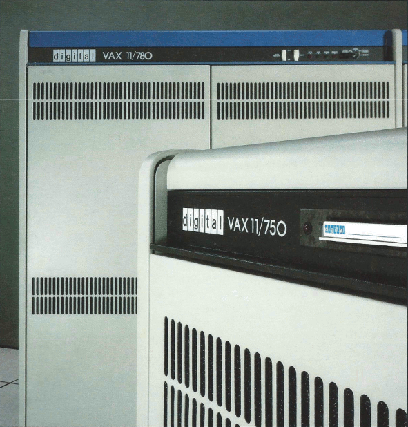 Digital Equipment Corporation computer - Image 6 of 28